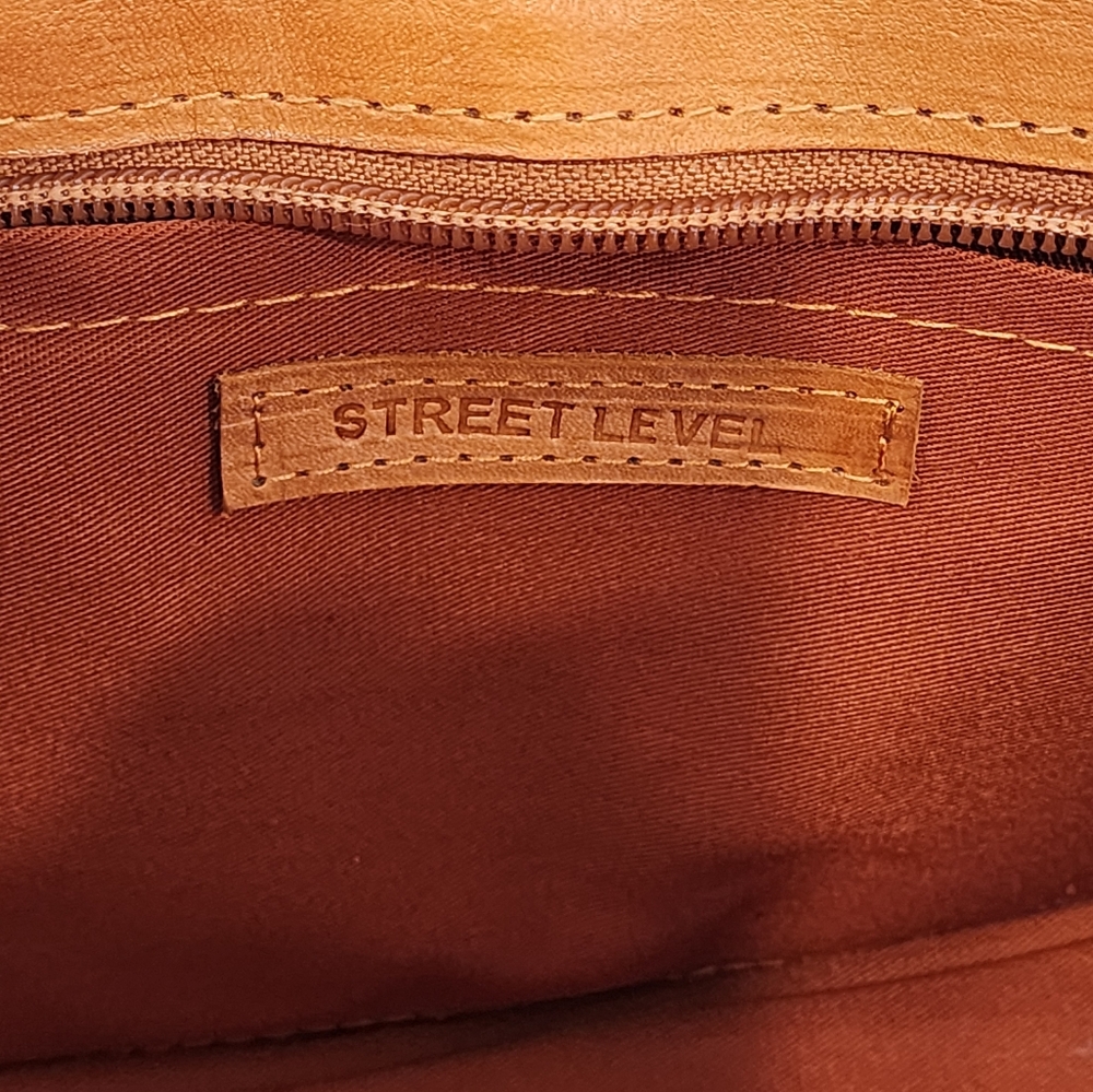Street Level Elegant Women's Handmade Woven Sadie Straw & Leather Shoulder Bag - Picture 13 of 14